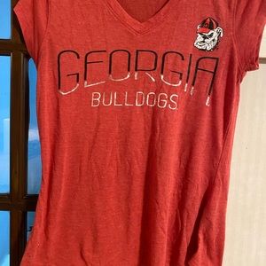 Russel brand vguc size womens small Georgia bulldogs v neck short sleeve tee